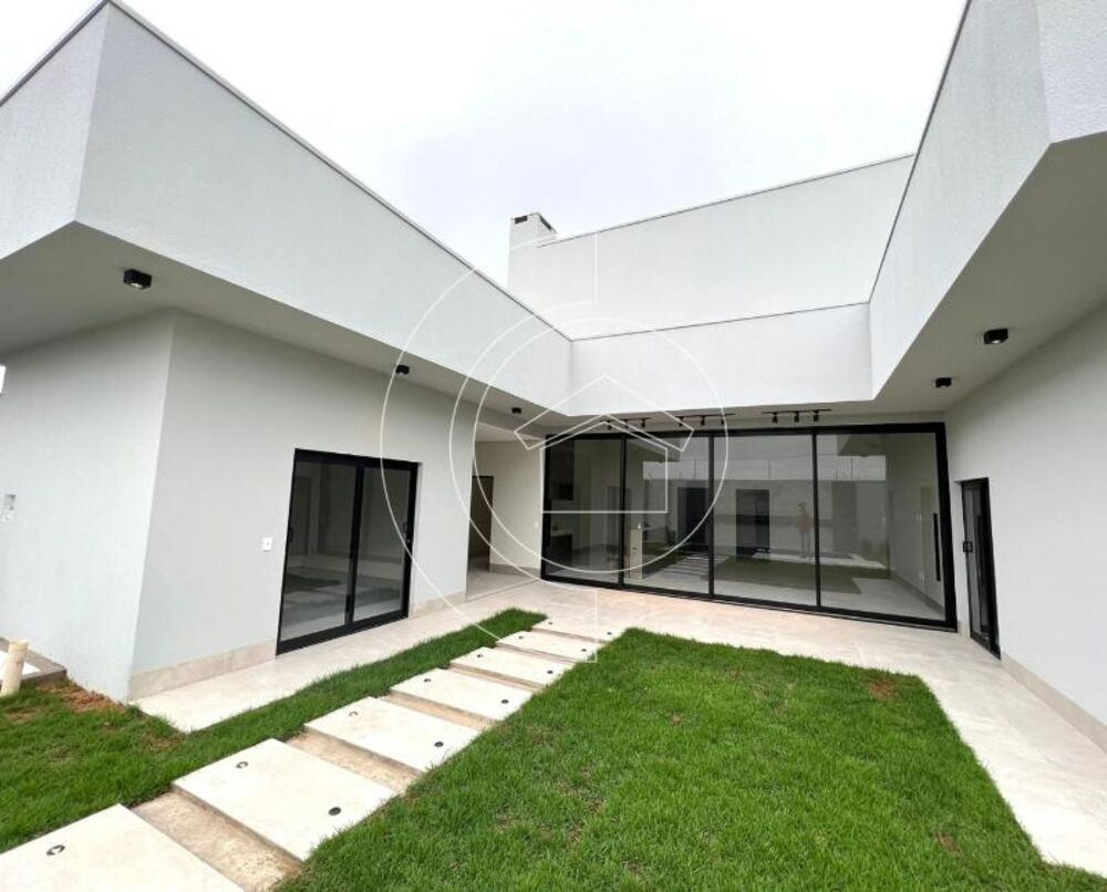 Casa à venda com 3 quartos, 300m² - Foto 4
