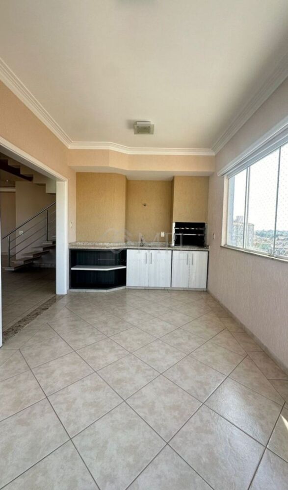 Apartamento à venda e aluguel com 4 quartos, 203m² - Foto 3
