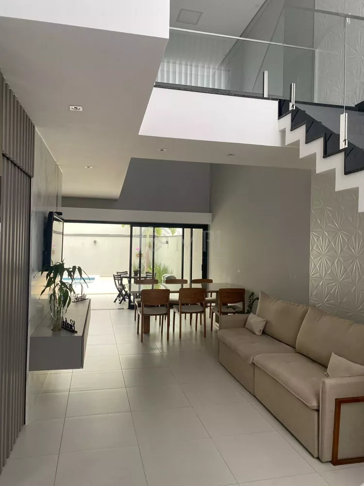 Casa de Condomínio à venda com 3 quartos, 192m² - Foto 3