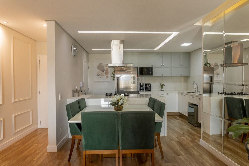 Apartamento à venda com 2 quartos, 105m² - Foto 2