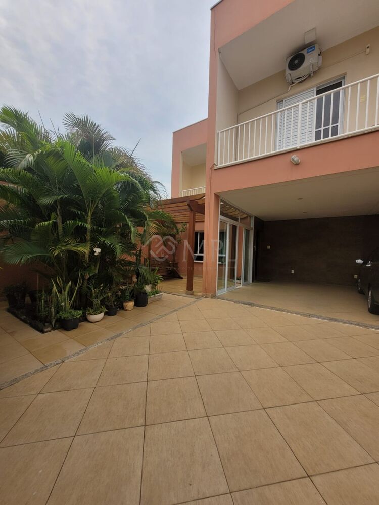 Casa, 3 quartos, 300 m² - Foto 1