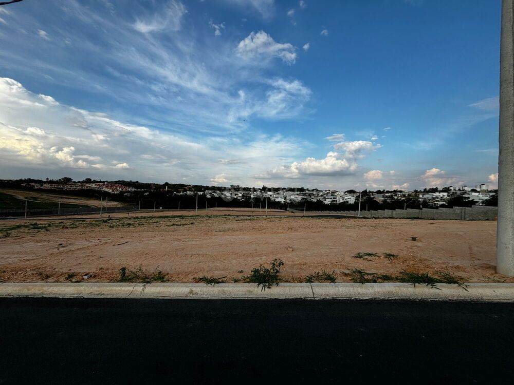 Terreno, 300 m² - Foto 1