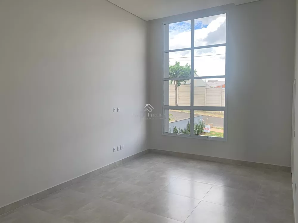 Casa de Condomínio à venda com 3 quartos, 188m² - Foto 4