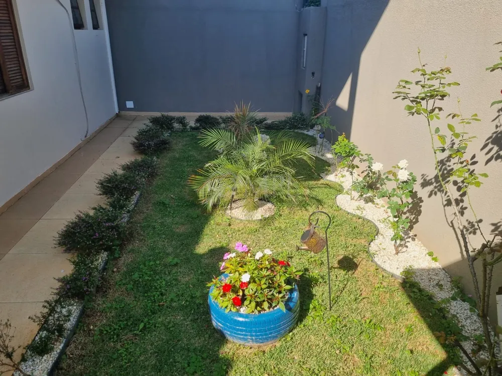 Casa, 5 quartos, 258 m² - Foto 3