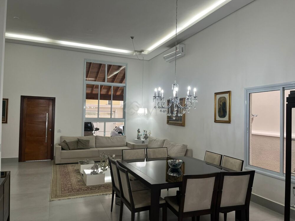 Casa, 4 quartos, 340 m² - Foto 1