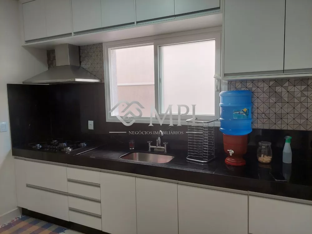 Casa de Condomínio à venda com 4 quartos, 300m² - Foto 5