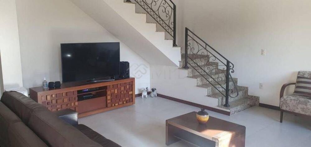 Casa de Condomínio à venda com 4 quartos, 286m² - Foto 4
