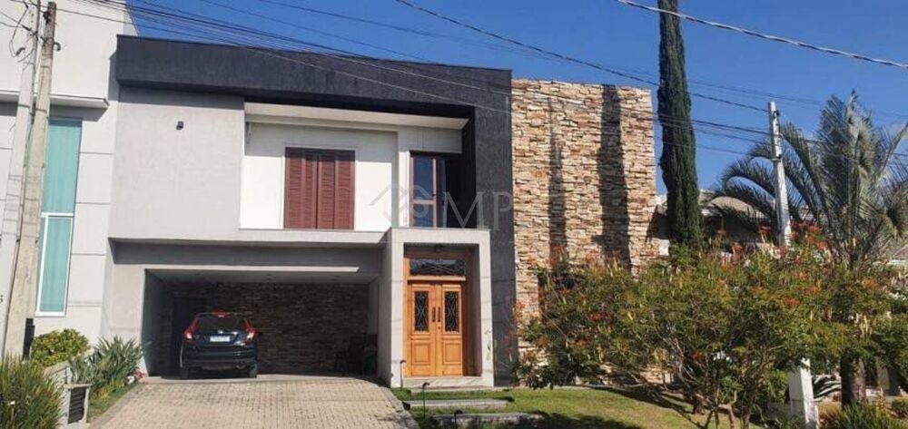 Casa de Condomínio à venda com 4 quartos, 286m² - Foto 1
