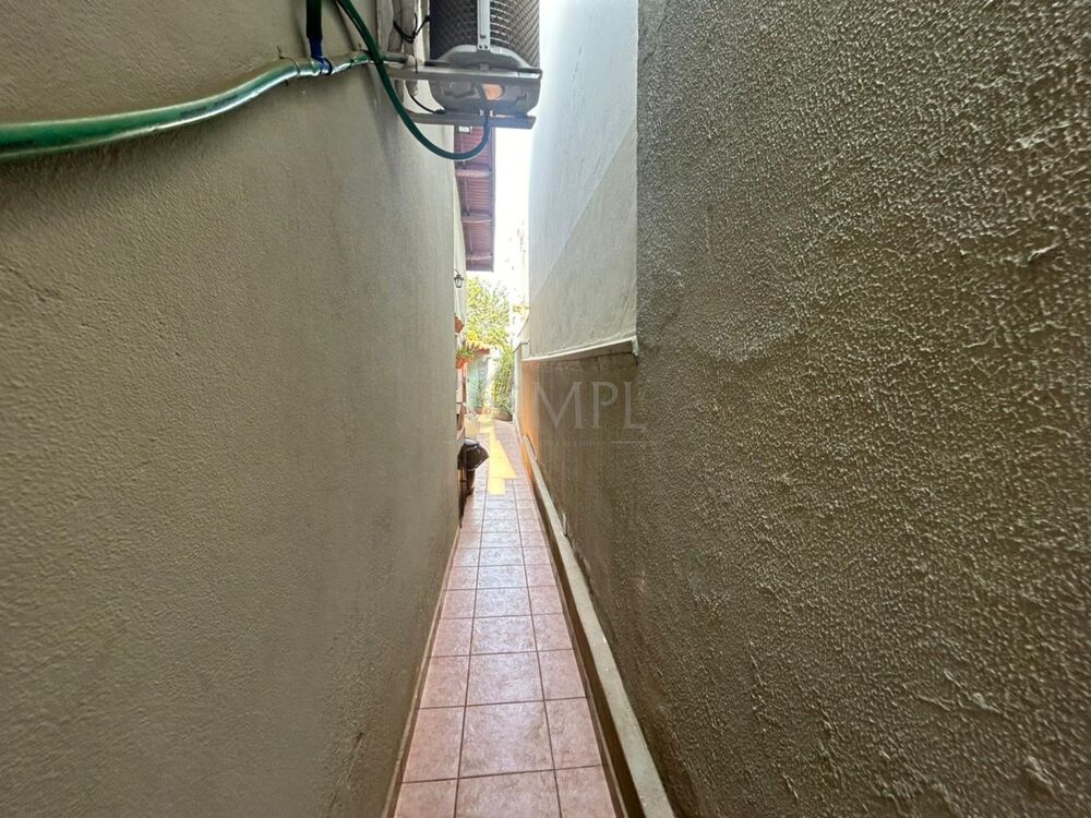 Casa para alugar com 3 quartos, 242m² - Foto 24