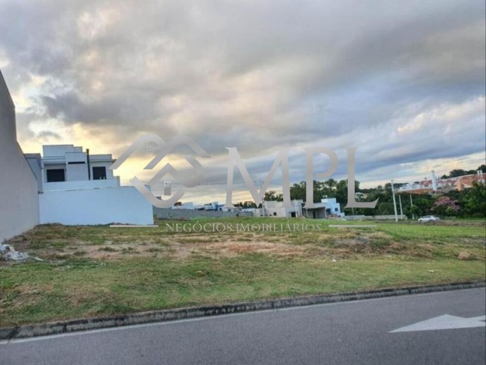 Terreno, 300 m² - Foto 1