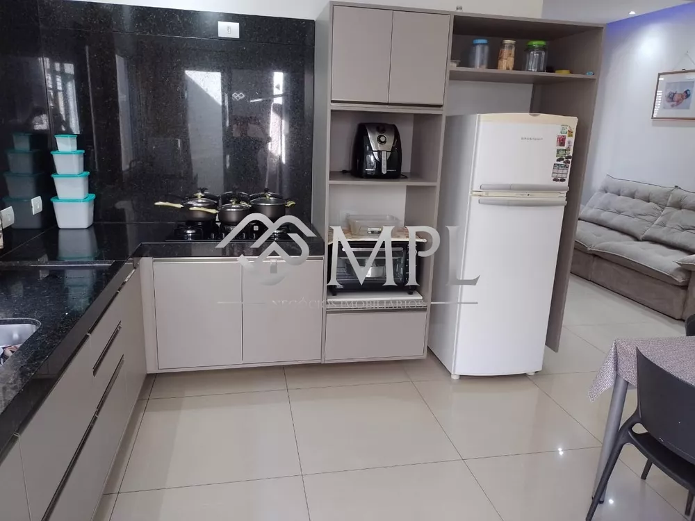 Casa à venda com 3 quartos, 150m² - Foto 18