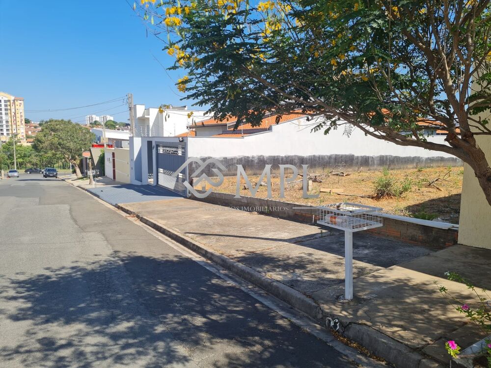 Terreno, 300 m² - Foto 1