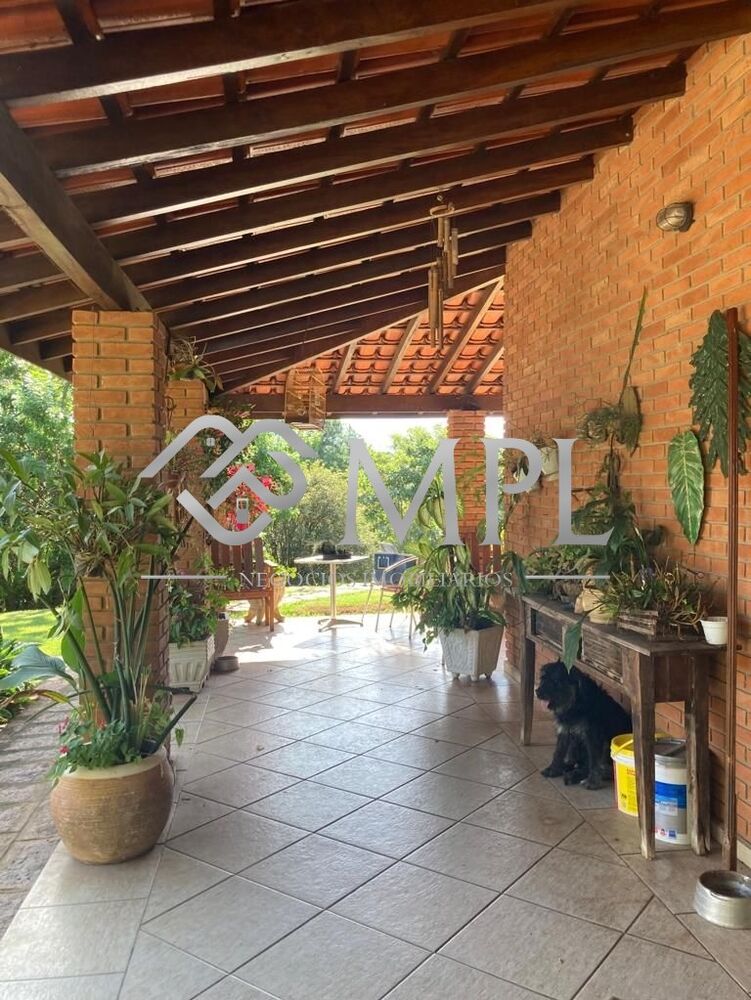 Chácara, 4 quartos, 5000 m² - Foto 1