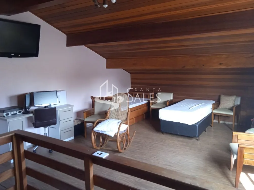 Sobrado, 3 quartos, 241 m² - Foto 1