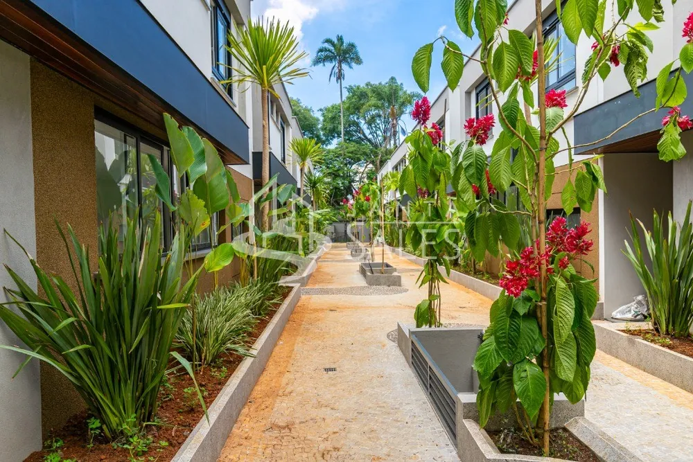 Casa de Condomínio, 4 quartos - Foto 1