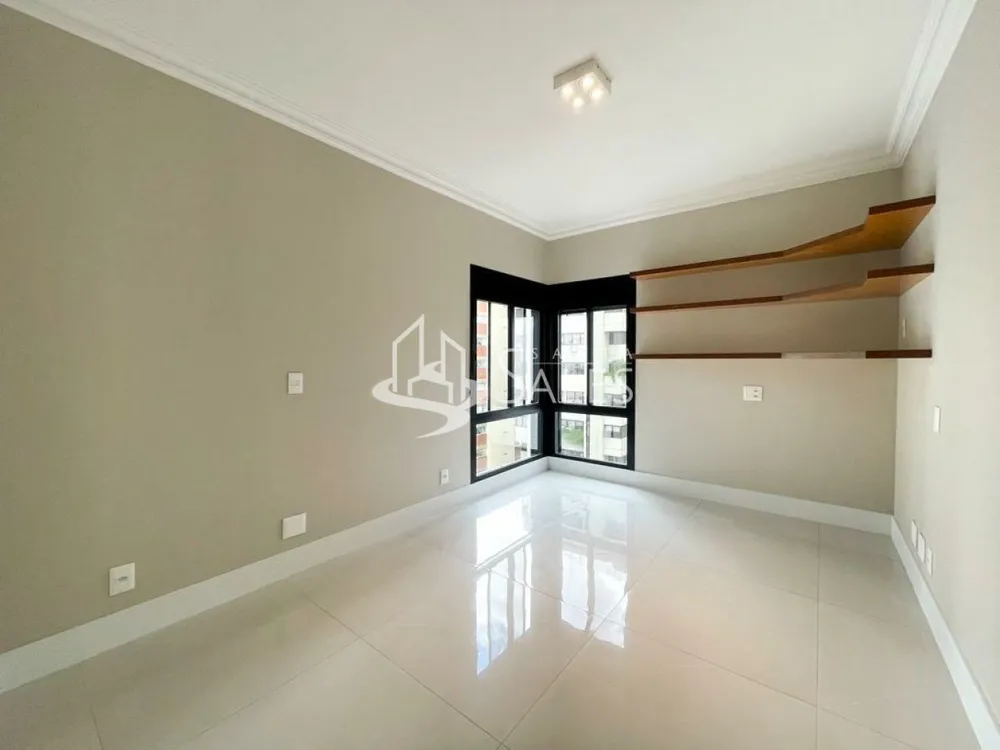 Apartamento, 3 quartos, 215 m² - Foto 4