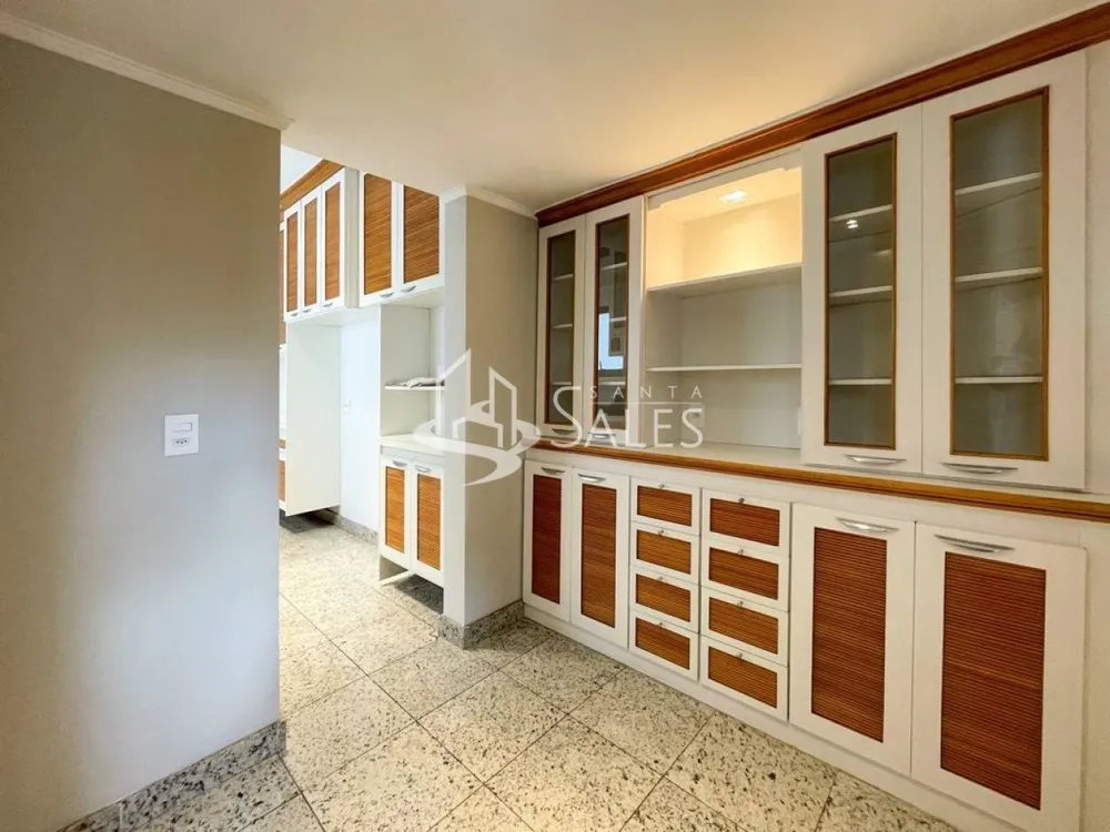 Apartamento, 3 quartos, 215 m² - Foto 2