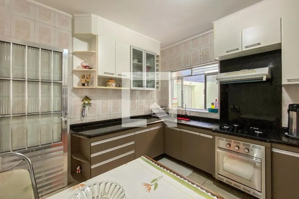 Casa, 2 quartos, 70 m² - Foto 2