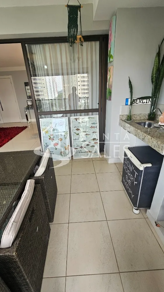 Apartamento, 3 quartos, 210 m² - Foto 1