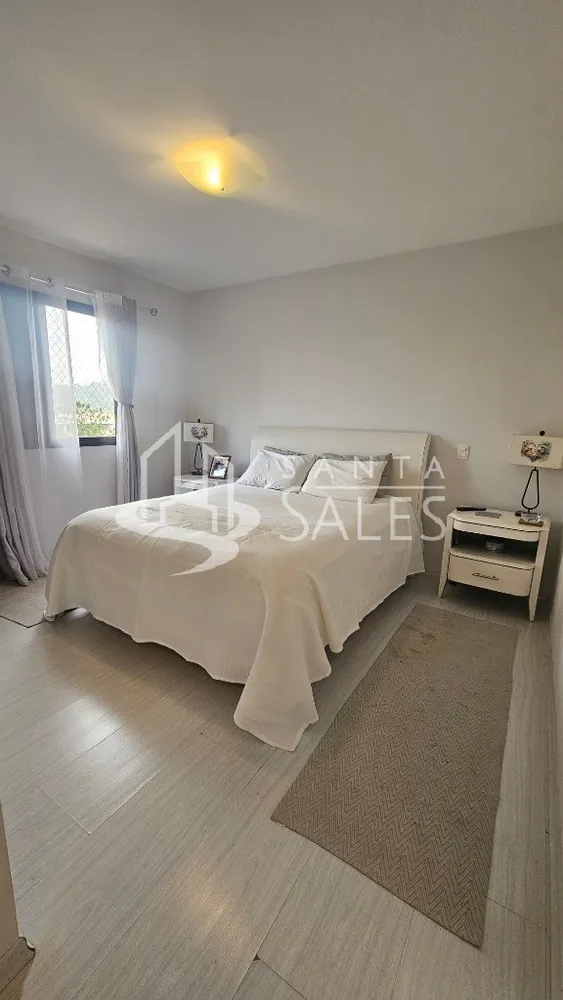 Apartamento, 3 quartos, 210 m² - Foto 1