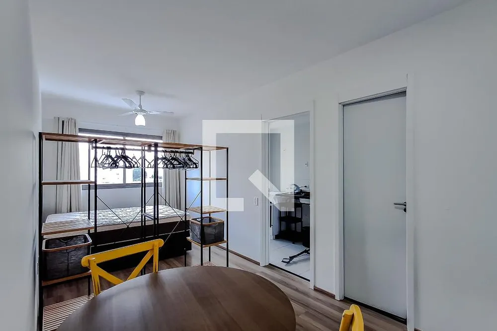Apartamento, 1 quarto, 27 m² - Foto 1