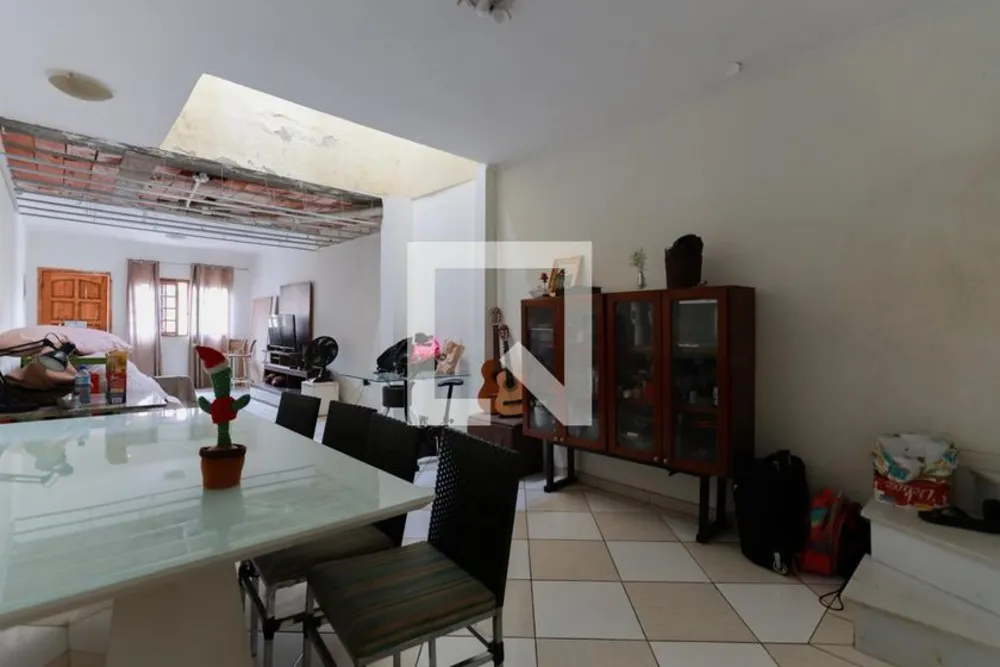 Casa, 3 quartos, 175 m² - Foto 2