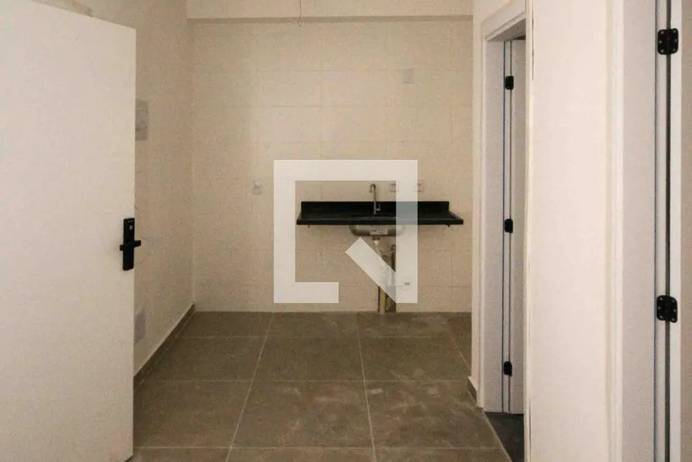 Apartamento, 1 quarto, 28 m² - Foto 2