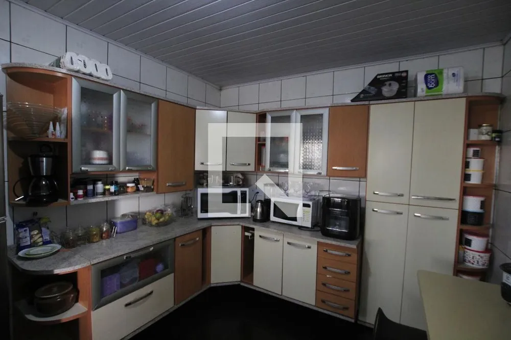 Casa, 4 quartos, 204 m² - Foto 2