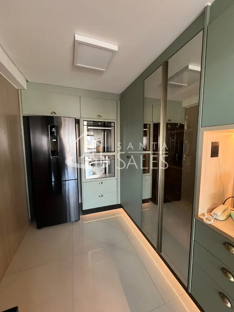 Apartamento, 3 quartos, 140 m² - Foto 1