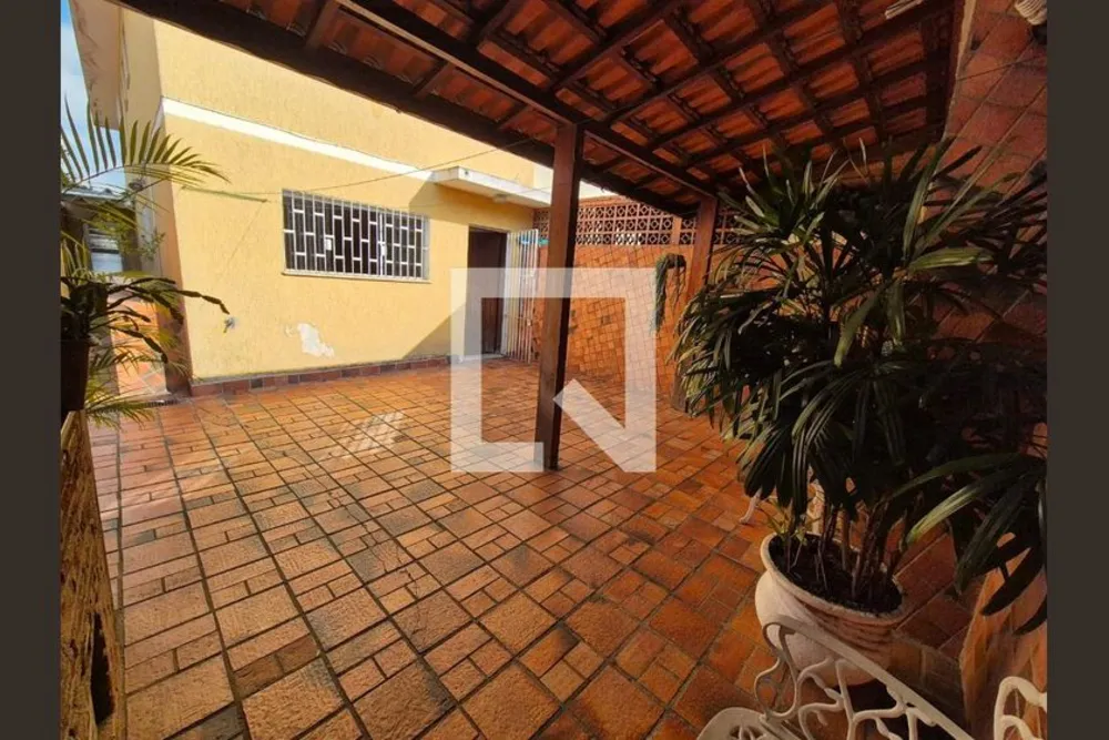 Casa, 4 quartos, 180 m² - Foto 2