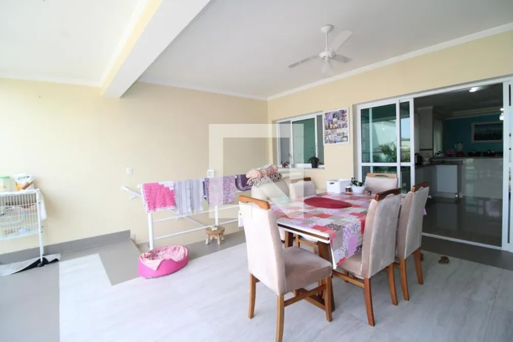 Casa, 3 quartos, 244 m² - Foto 11