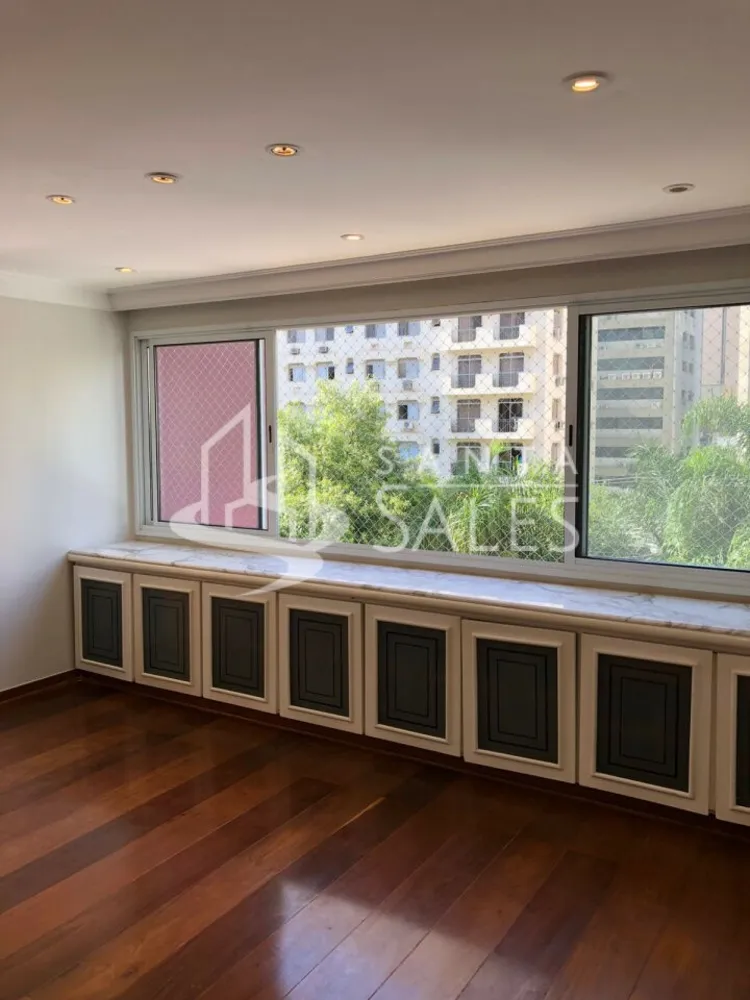 Apartamento, 4 quartos, 200 m² - Foto 1