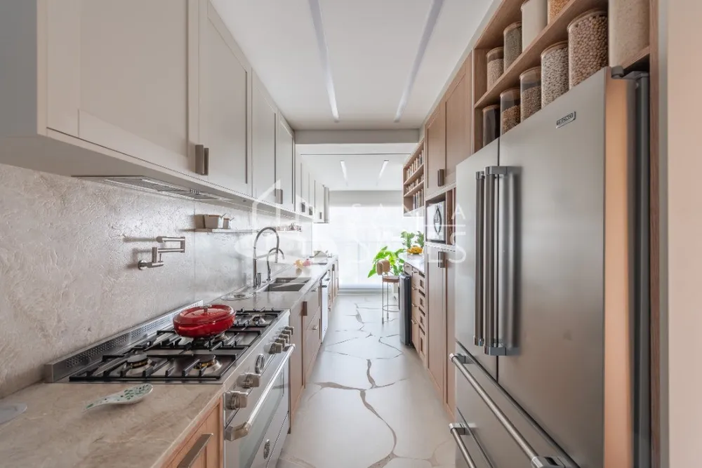 Apartamento, 3 quartos, 160 m² - Foto 1