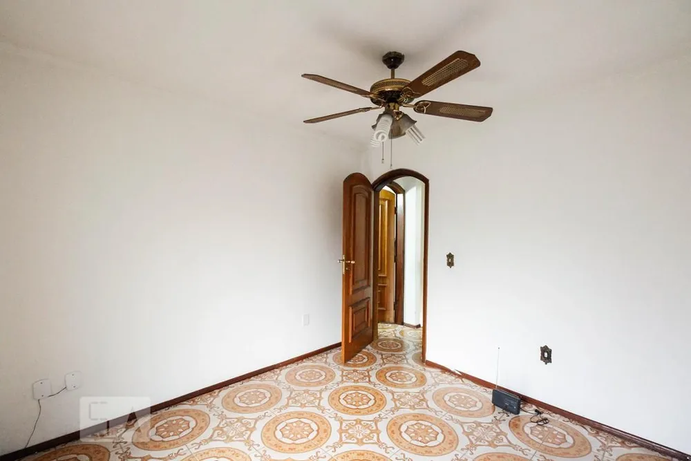 Casa, 6 quartos, 120 m² - Foto 5