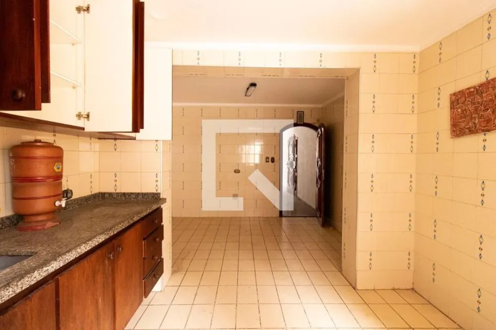 Casa, 3 quartos, 200 m² - Foto 9