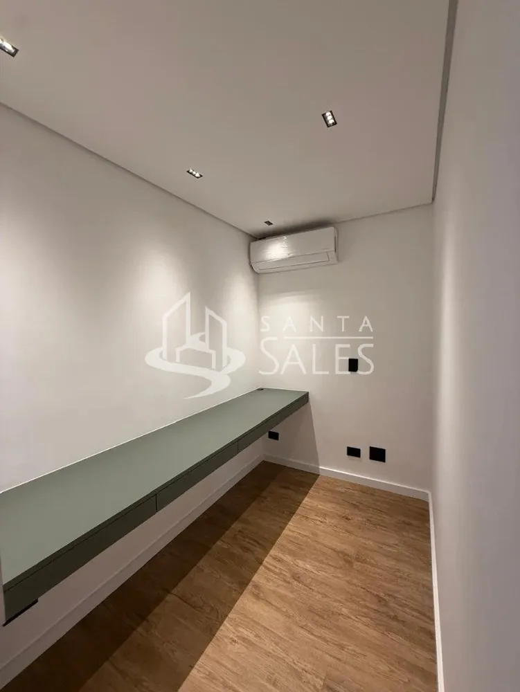 Apartamento, 3 quartos, 220 m² - Foto 1