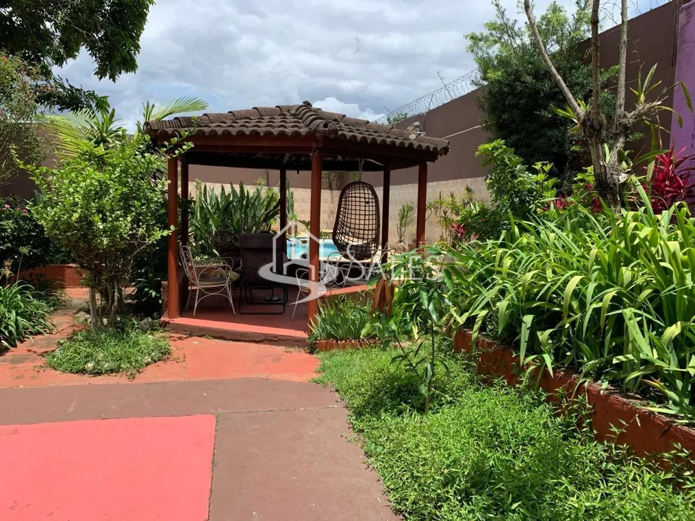 Sobrado, 4 quartos, 490 m² - Foto 1