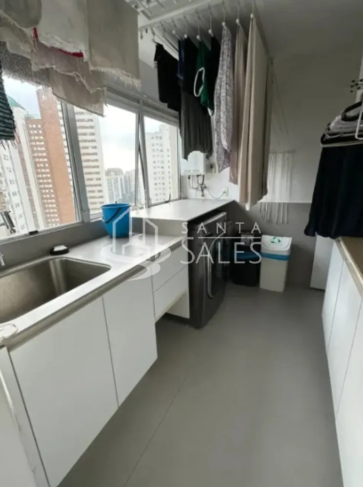 Apartamento, 3 quartos, 211 m² - Foto 1