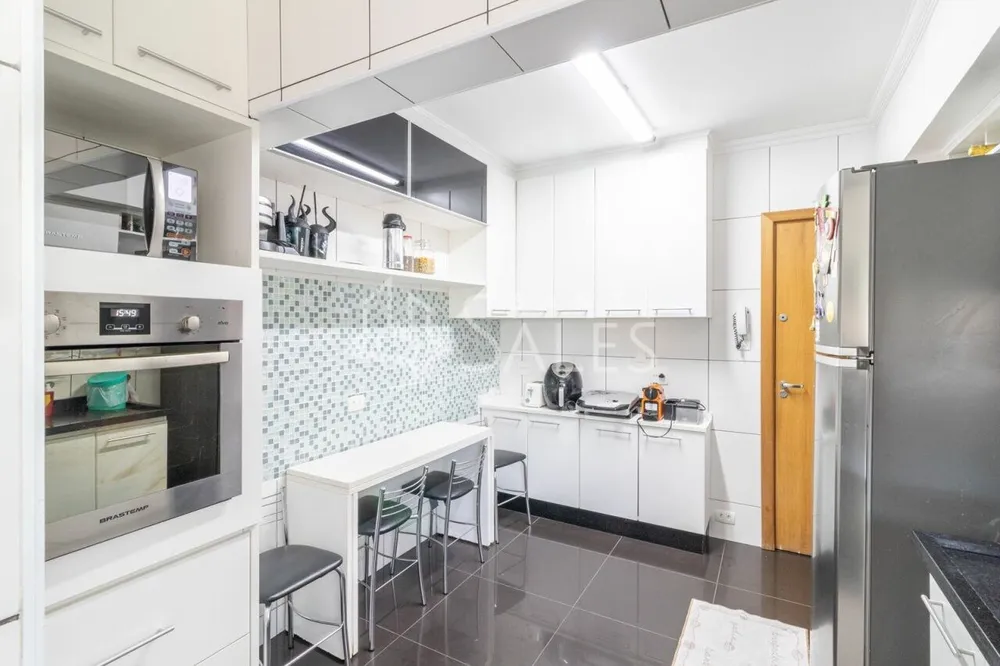 Apartamento, 3 quartos, 160 m² - Foto 1