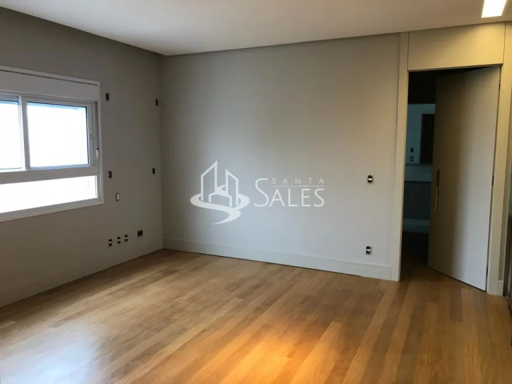 Apartamento, 3 quartos, 275 m² - Foto 1