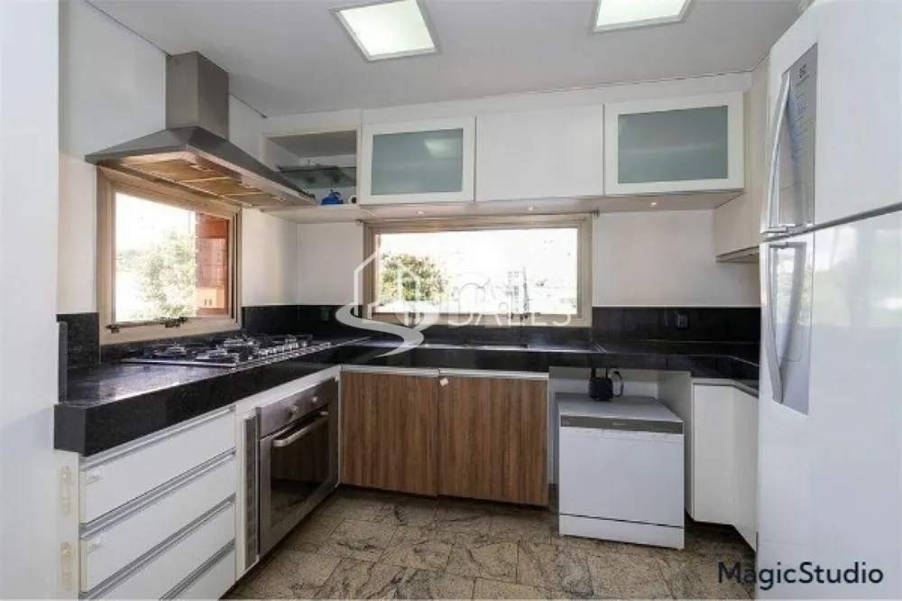 Apartamento, 4 quartos, 220 m² - Foto 1
