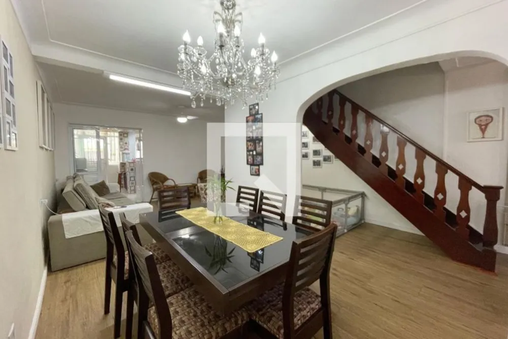 Casa, 4 quartos, 200 m² - Foto 1