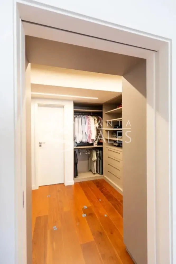 Apartamento, 3 quartos, 194 m² - Foto 1