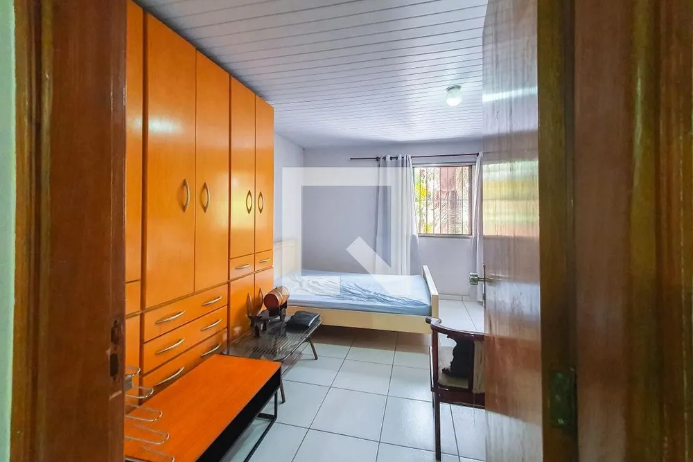 Casa, 5 quartos, 196 m² - Foto 1