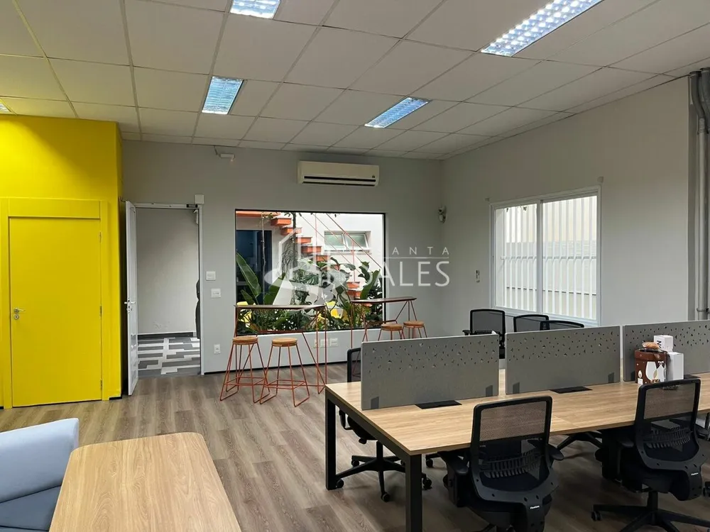 Sobrado, 2 quartos, 357 m² - Foto 1