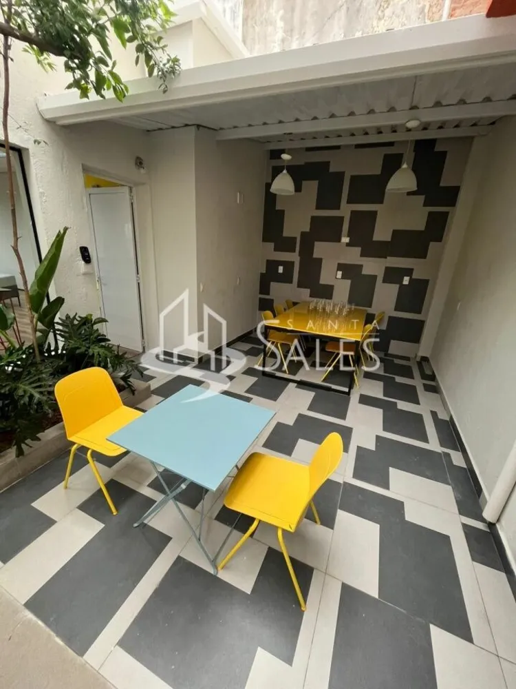Sobrado, 2 quartos, 357 m² - Foto 1