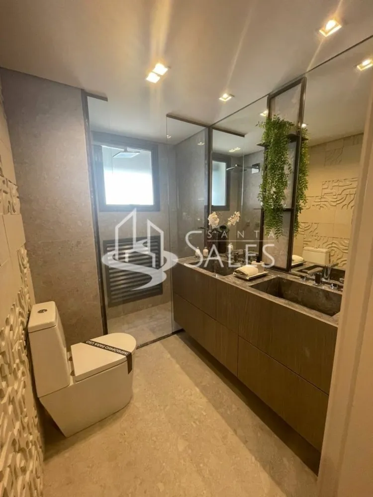 Apartamento, 3 quartos, 140 m² - Foto 1