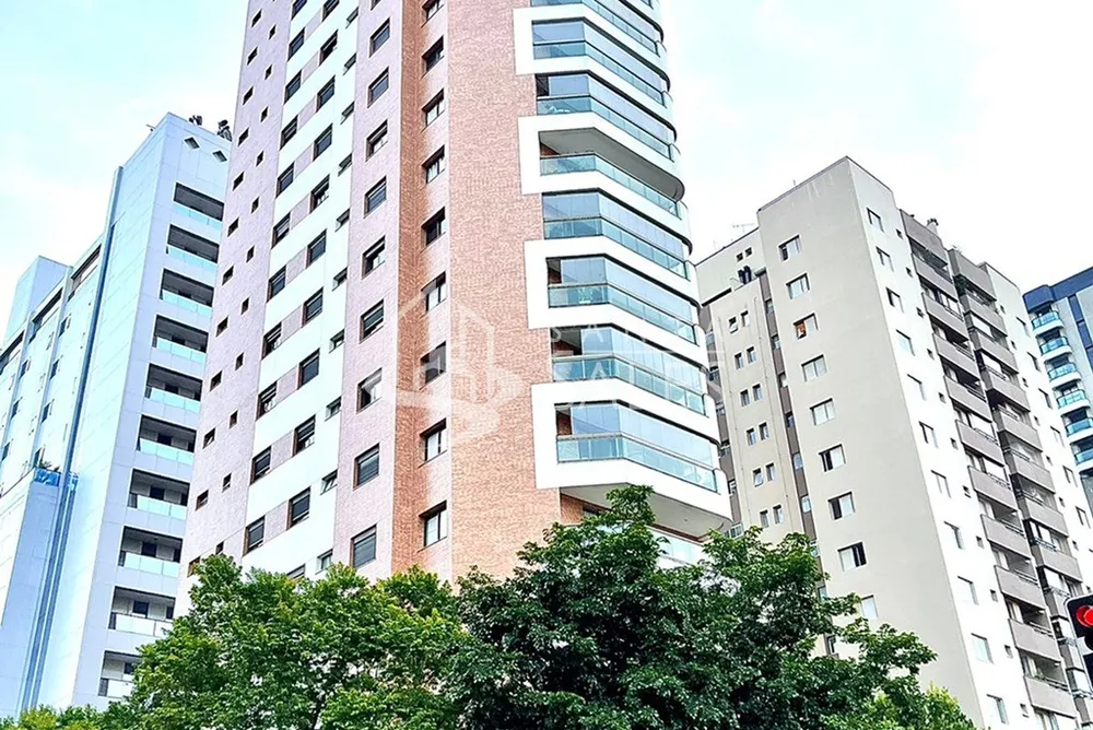 Apartamento, 4 quartos, 187 m² - Foto 1