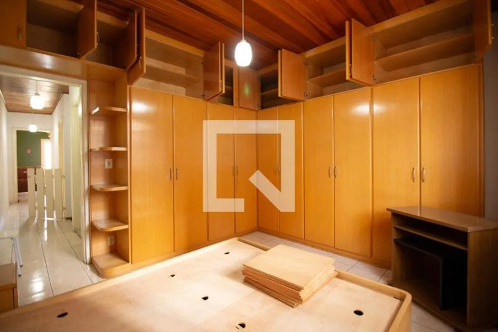 Casa, 4 quartos, 158 m² - Foto 1