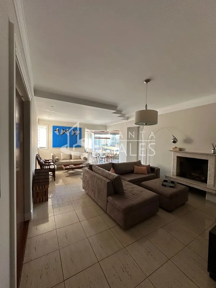 Apartamento, 4 quartos, 213 m² - Foto 1